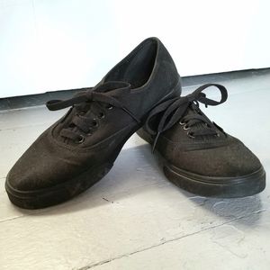 Simple Vans sneakers